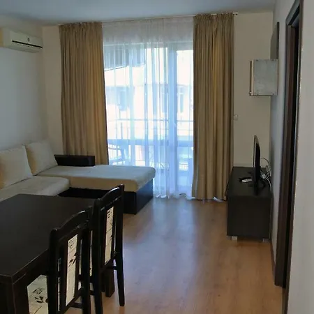 Apartment Complex Cacao